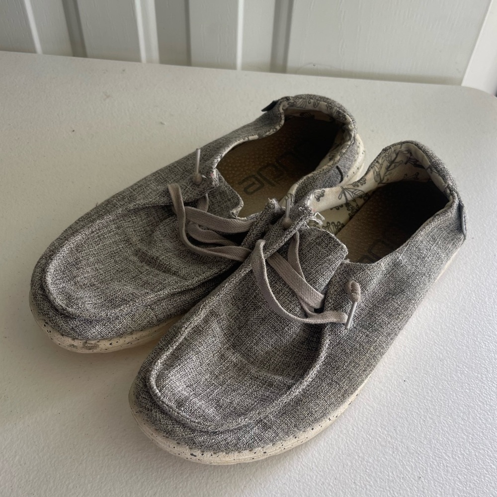 Hey dude Wendy linen gray slip on comfort